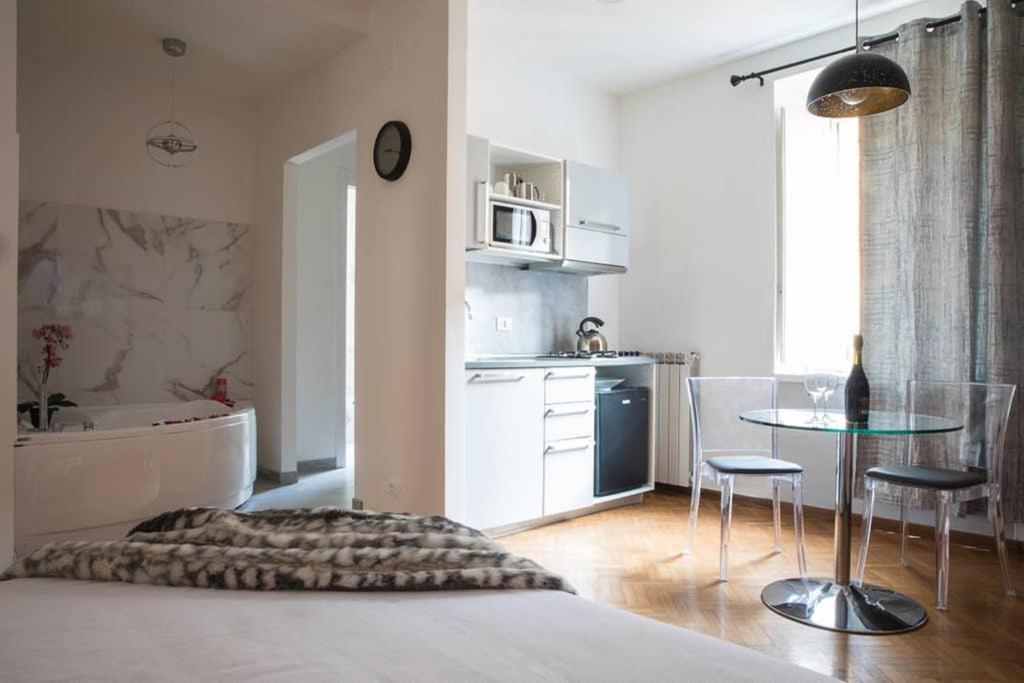 Pink Intimate Jacuzzi Suite Trastevere - Top Collection Rome Luaran gambar