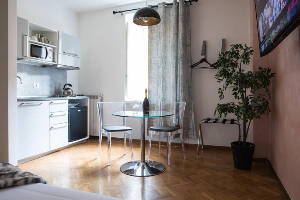 Pink Intimate Jacuzzi Suite Trastevere - Top Collection Rome Luaran gambar